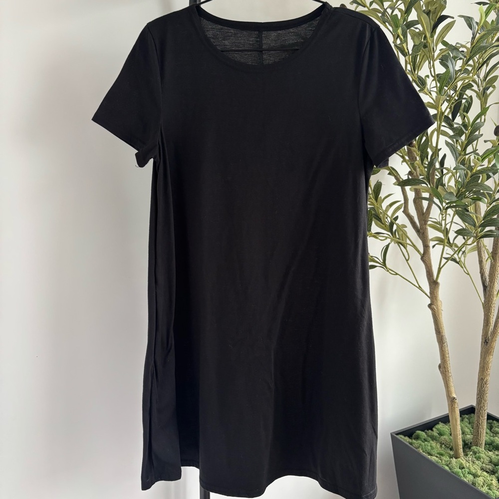 • Flowy T-Shirt Dress •